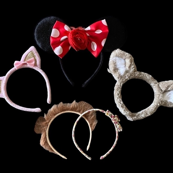 GIRLS HEADBAND BUNDLE
Total of five headbands - Picture 1 of 7
